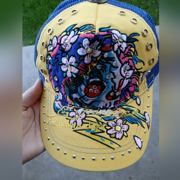 New Vintage Ed Hardy by Christian Audigier Embroidered Rhinestone Trucker Hat. - Picture 3 of 16